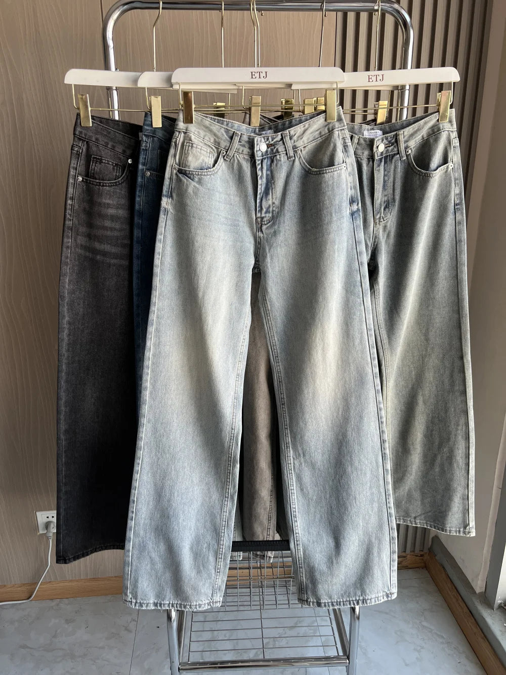 Women's straight heigh waist long jeans